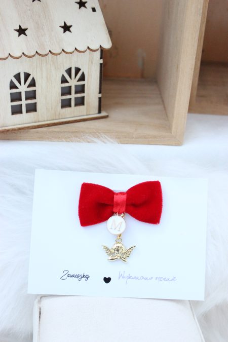 Kokardka z literką i aniołkiem