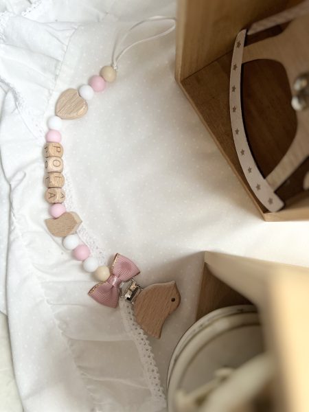 Zawieszka z elementami drewnianymi+ róż