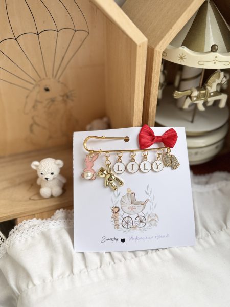 Agrafka z imieniem / cekinowe stopki