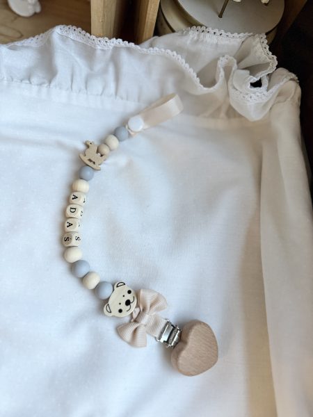 Zawieszka uśmiechnięty miś